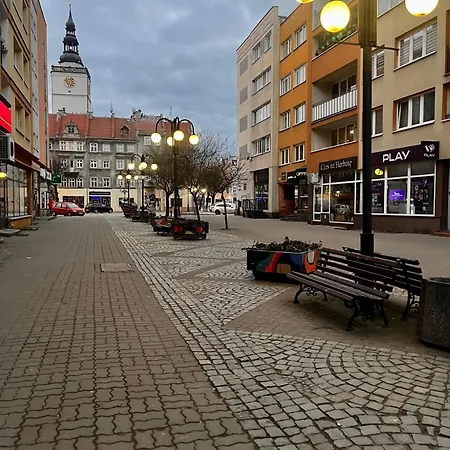 Studio W Centrum Miasta Dzierzoniow Exterior photo
